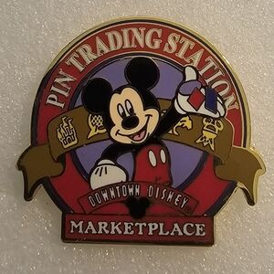 DTD Event Pin Trading Station Marketplace Disney Pin Downtown Disney Gold Waffel